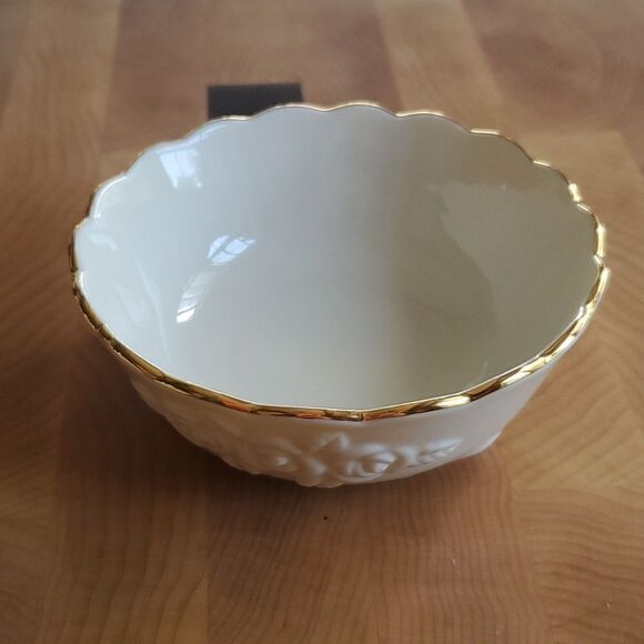 Lenox | Floral Dish Bowl - Picture 1 of 6